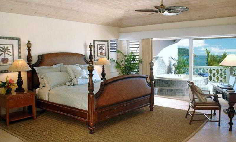 Hotel Curtain Bluff Old Road Esterno foto