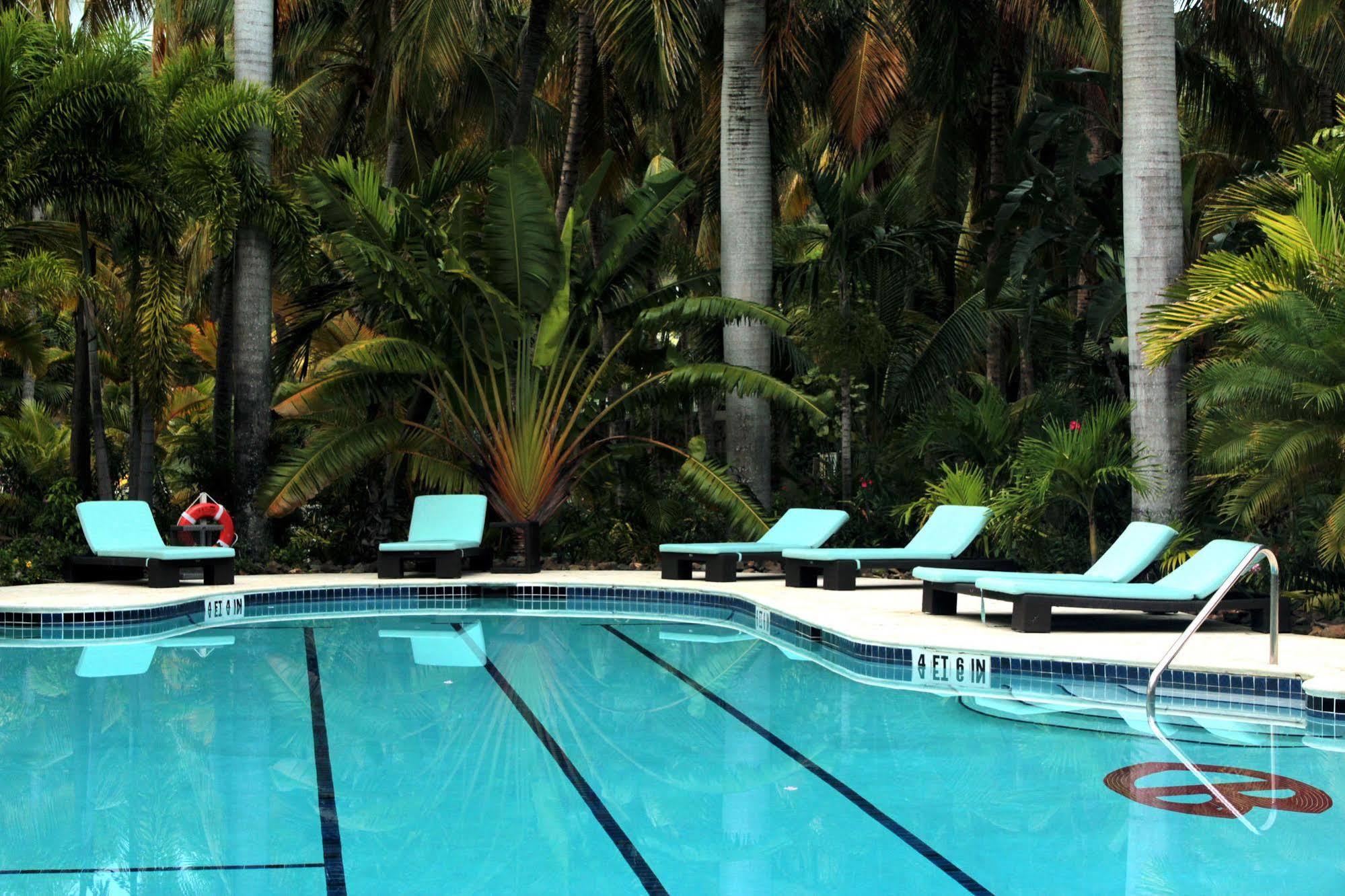 Hotel Curtain Bluff Old Road Esterno foto
