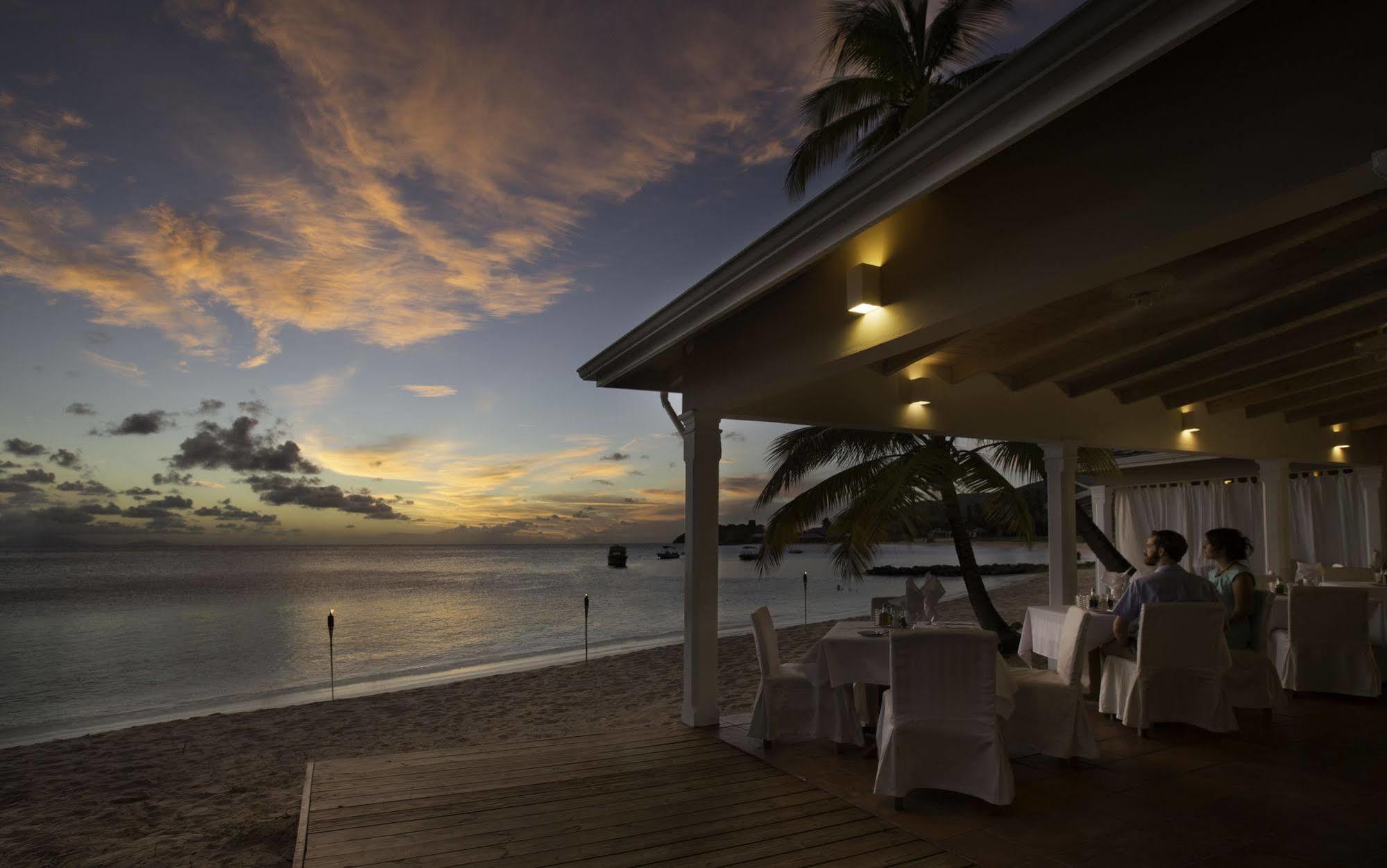 Hotel Curtain Bluff Old Road Esterno foto